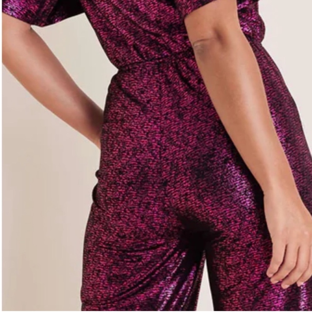 VENUS flutter sleeve metallic jumpsuit | XL | Vivacious Pink